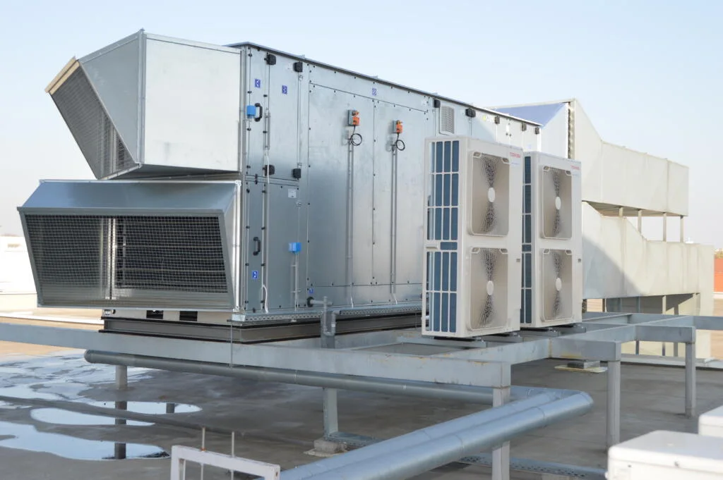 Rooftop climate control equipment